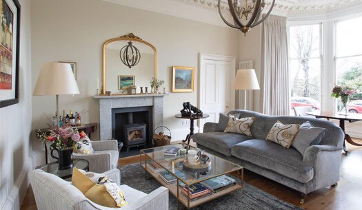 Drawingroom, relax and unwind after a long day exploring Edinburgh