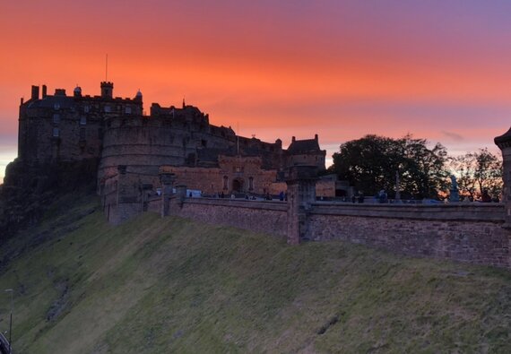 IMG_0585 - Glorious sunset over Edinburgh Castle. Picture taken  from the front door of the apartment.