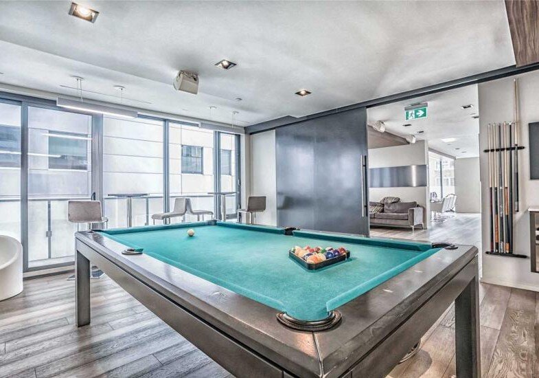 Luxury Condo Studio on Peter St Downtown Toronto