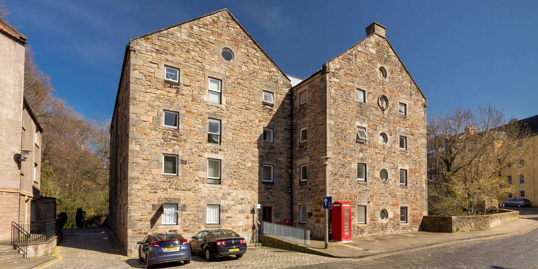 Castle Terrace — Edinburgh EH1 2DP