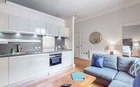 17-web-or-mls-242 West George Street Lomond_17 - Modern kitchen space ideal for cooking