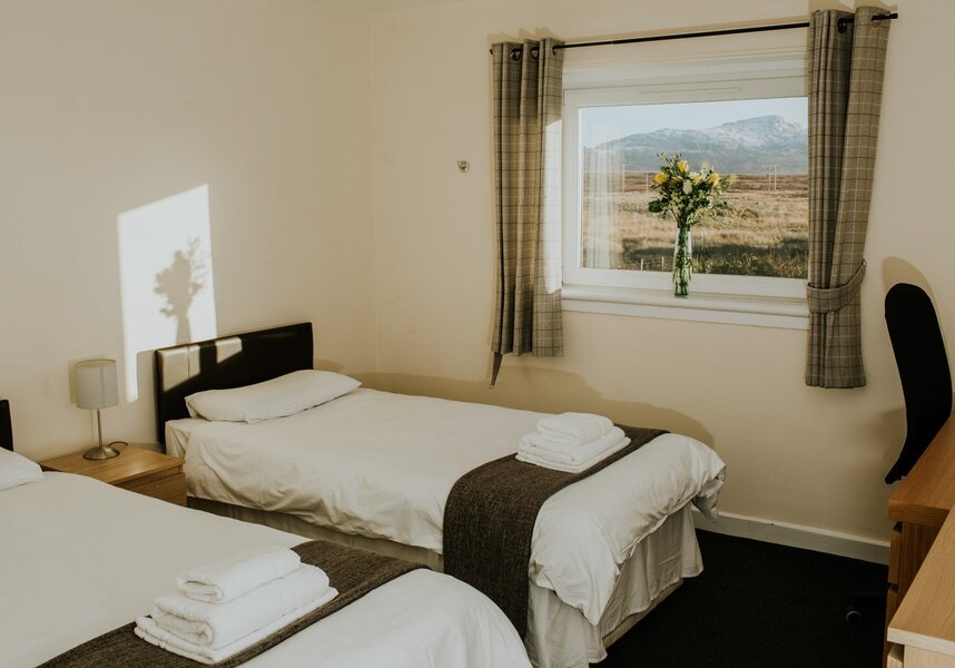 d766cac9fde058a2a3e85db500c2b82940062a3c2c2d5504e7506eeba8c5a02f