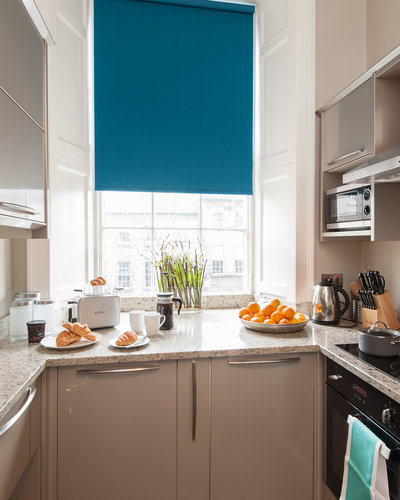 South Charlotte Street 2 - Petite family kitchen with minimalist, modern design