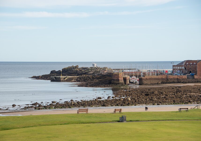 Clova Penthouse - local area
