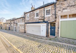 Gloucester Lane 37