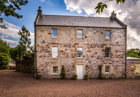 The Old Millhouse - The Old Millhouse, a spectacular self-catering property located 8 miles from Edinburgh