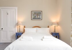 Lorne_Square-edit-30