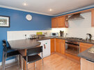 Hart Street Apartment-15 - Family kitchen with breakfast bar in Edinburgh holiday let