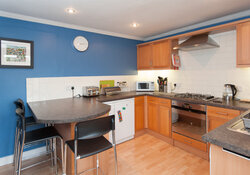 Hart Street Apartment-15