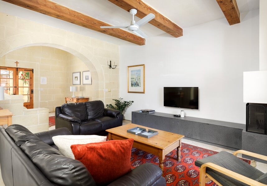 Dar ta' Censina living room 2