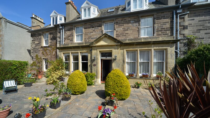 Pointgarry - Front Entrance - Front entrance of a magnificent Victorian Villa - self catering holiday home, North Berwick.