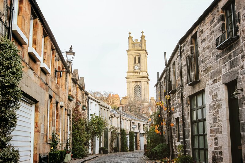 Circus Lane in Stockbridge Edinburgh - Quaint lane with cobbles and a church in Stockbridge Edinburgh (© Micheile dot com on Unsplash)