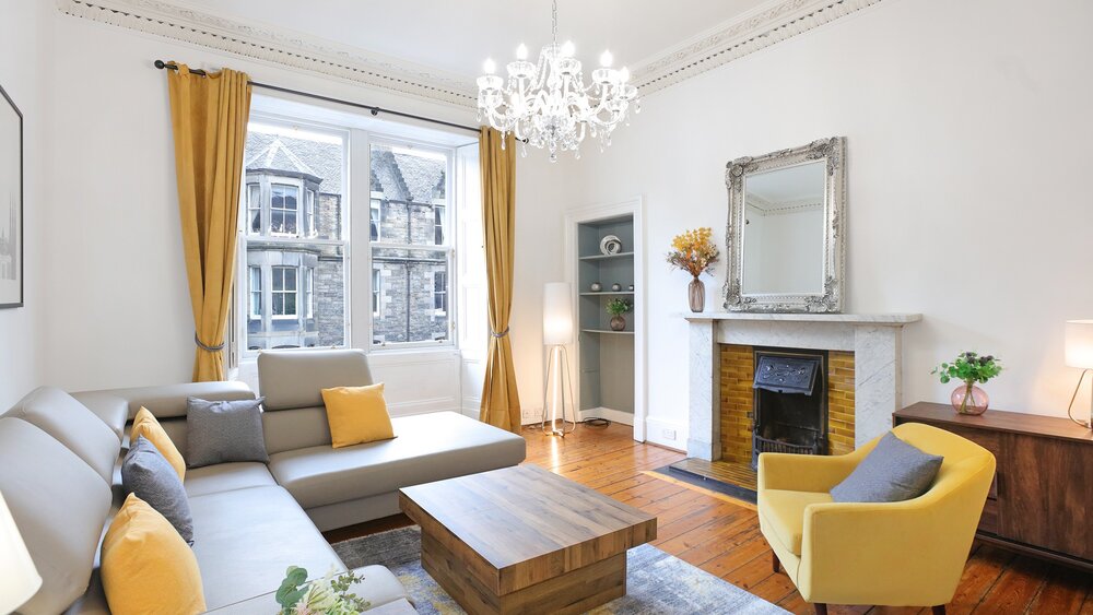 The Forrest Road Residence - living room - The Forrest Road Residence, a 2 bedroom Edinburgh holiday let