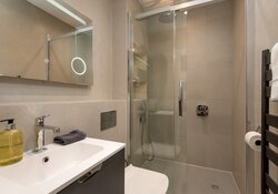 En Suite 3