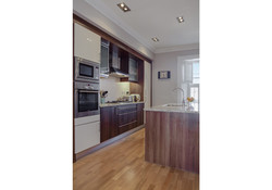 Modern Kitchen in a Corporate Housing