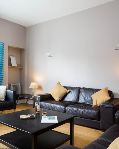 Edinburgh Holiday Apartments | Cranston Street - 3 bedroom Edinburgh Holiday rental apartment.