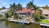 A Florida House Villa